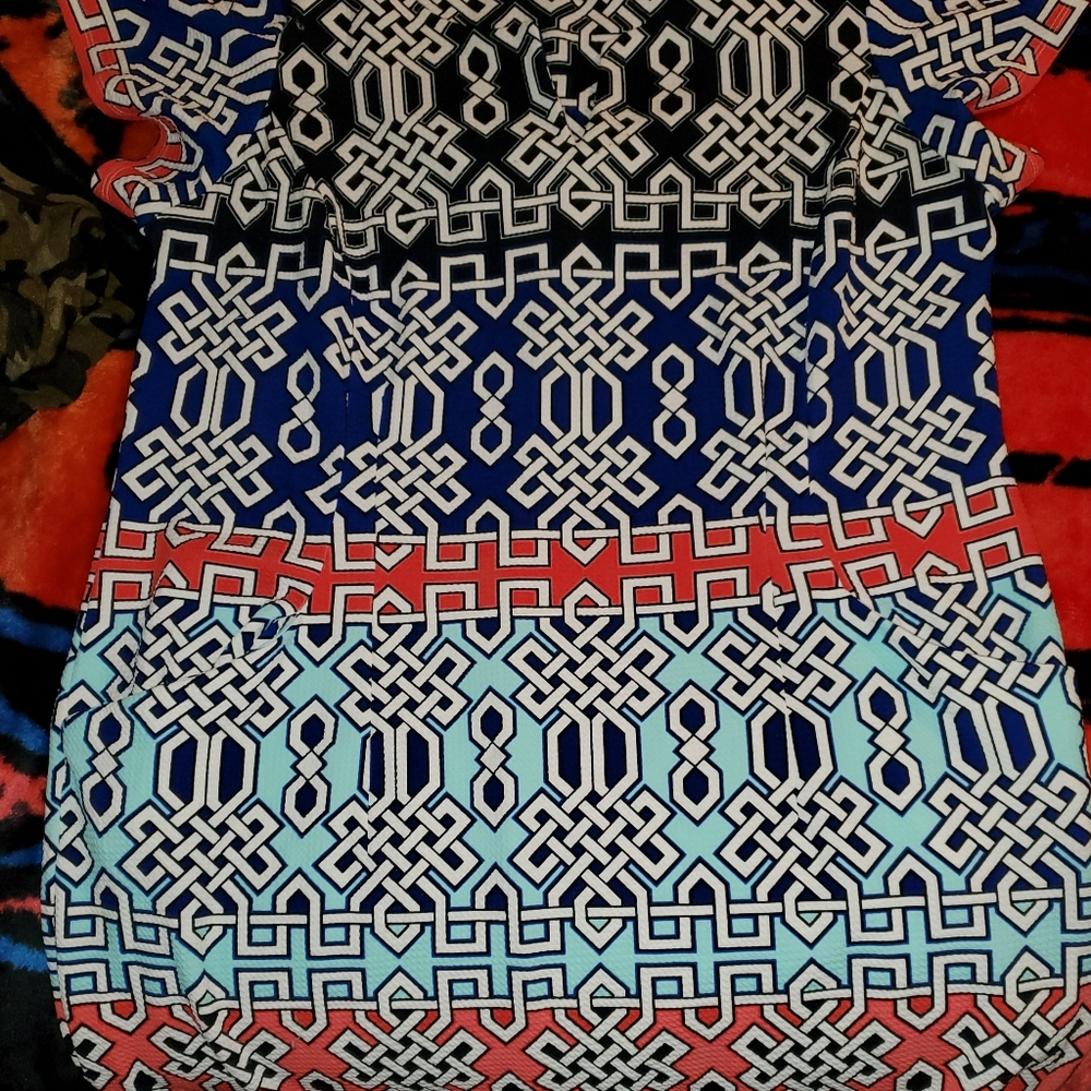 Dress - Picture 5 of 5